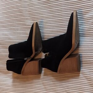 Vince Camuto Black Suede Booties